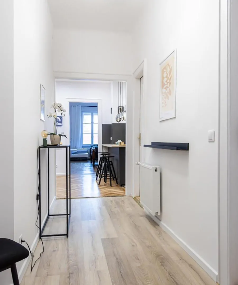 דירה בודפשט 80 Sqm, 3 Bedrooms, 2 Bathrooms, New הונגריה