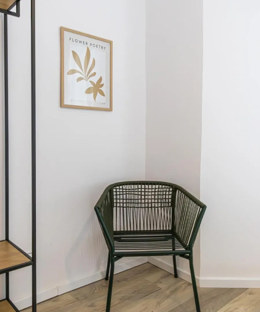 80 Sqm, 3 Bedrooms, 2 Bathrooms, New Budapeşte