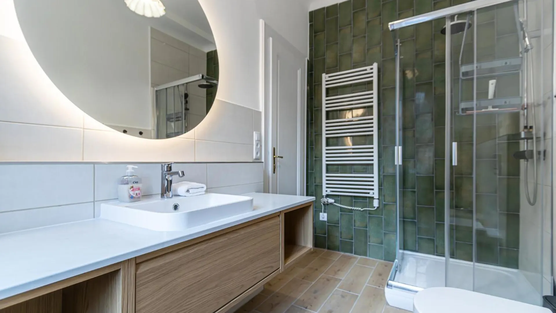 80 Sqm, 3 Bedrooms, 2 Bathrooms, New Budapeşte